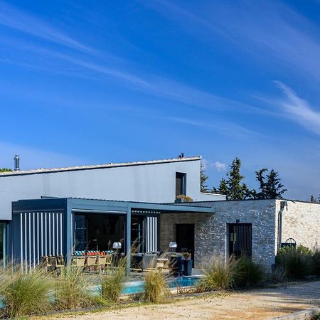 Maison-M Aix Meyreuil Esterno foto